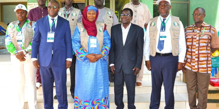 Les Togolais iront aux urnes le 29 avril 2024 pour les élections législatives et régionales. Pour suivre lesdites élections, la Cedeao a déployé une quarantaine d’observateurs.
