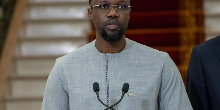 Le premier gouvernement de Ousmane Sonko a été officialisé ce vendredi 5 avril 2024 par un communiqué de la présidence de la République. Il est composé de 25 membres avec 5 secrétaires d'Etat.