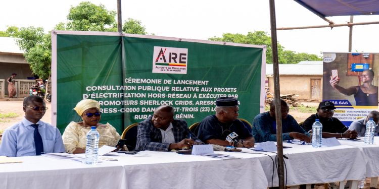 Électrification Hors réseau au Bénin : La lumière au bout du tunnel pour 23 localités