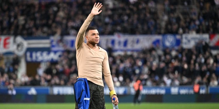 France : Mbappé officialise son départ du Psg