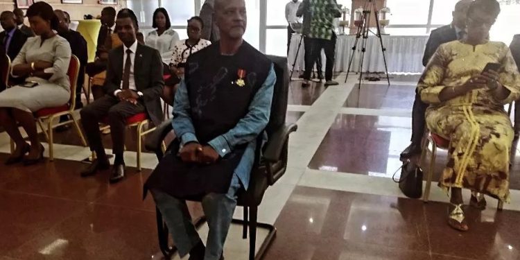 En fin de mission au Bénin : Salvator Niyonzima élevé au rang de chevalier de l&rsquo;Ordre national