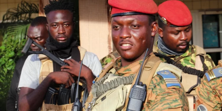 Burkina Faso : Report du Conseil des ministres, Ibrahim Traoré serait «caché»
