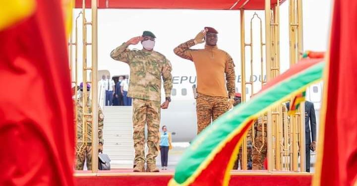 Diplomatie: Assimi Goïta en visite au Burkina Faso