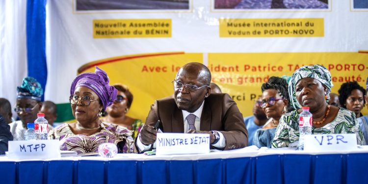 Au cours de la reddition de comptes de l’Ouémé, des réalisations tangibles qui font célébrer Talon ont été exposées aux populations.
