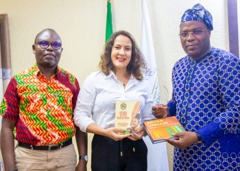 Au Bénin, le maire de Porto-Novo, Charlemagne Yankoty, a échangé avec une délégation afro-brésilienne le 7 juin.