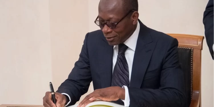 Conseil économique et social : Talon nomme le remplaçant de Tabé Gbian