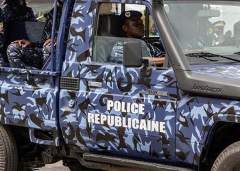 Au Bénin, la Police républicaine a démantelé un ghetto à Kétou au quartier Olorunchogo dans la soirée du dimanche 16 juin 2024.