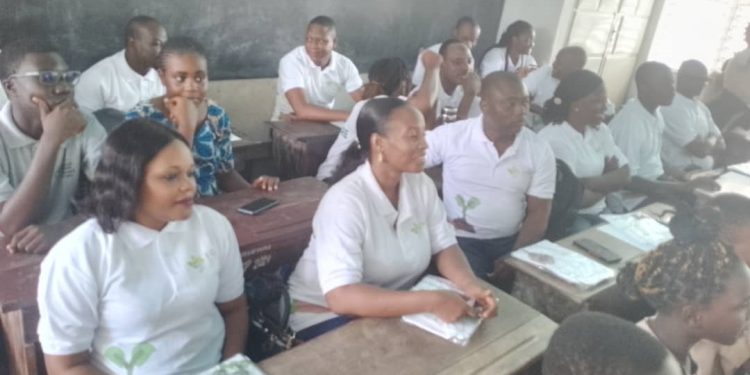 A l'occasion de la 40ème Journée de l'arbre au Bénin, la Sgds éveille la conscience des écoliers de l’Epp Fifadji.