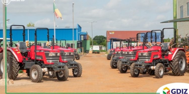 pour booster les performances de la mécanisation agricole au Bénin, la Sonama offre des machines innovantes aux producteurs.