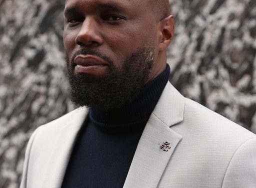 Stellio Gilles Robert Capo Chichi alias Kèmi Séba n'a plus la nationalité française. Le processus engagé contre le franco-béninois il y a quelques mois a abouti à la publication au Journal officiel le mardi 9 juillet 2024, du décret en date du 8 juillet 2024.
