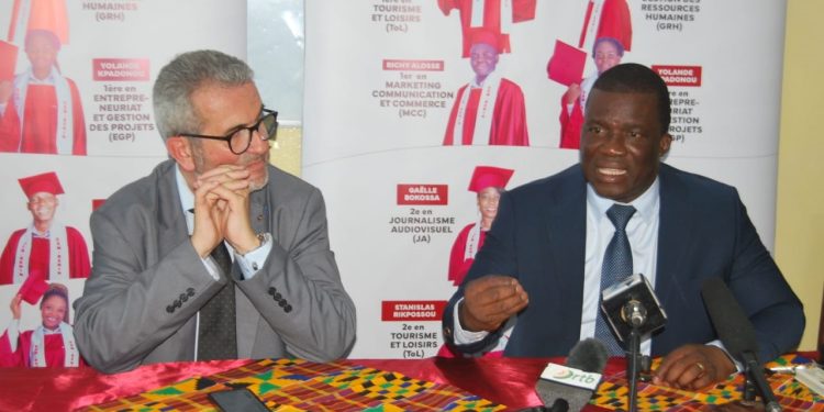 Enseignement supérieur : Esm Bénin signe une convention de partenariat avec Ific France