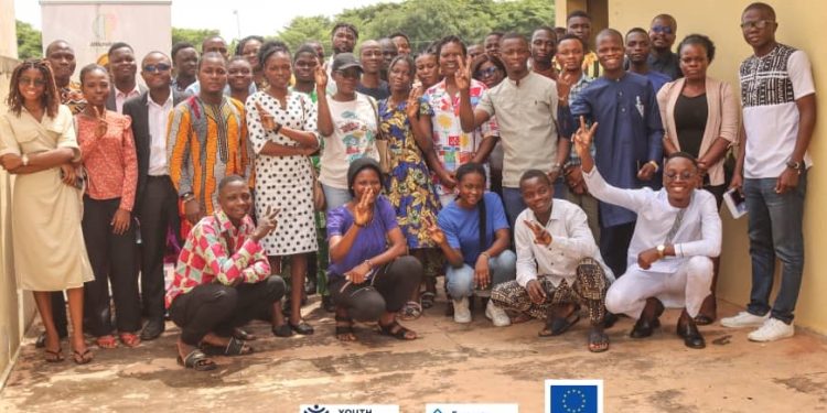 Démocratie et participation citoyenne : AfricTiviste citizen Lab Bénin renforce les capacités des jeunes