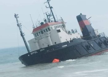 Navire ayant échoué à Fidjrossè : L’équipage interpellé par la Police fluviale et maritime
