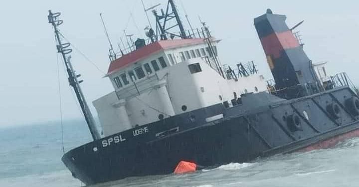 Navire ayant échoué à Fidjrossè : L’équipage interpellé par la Police fluviale et maritime