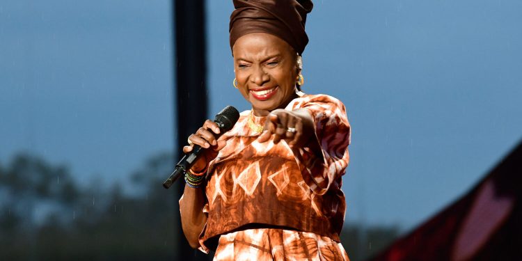 Carnegie Hall à New York : Angélique Kidjo célèbre 40 ans de carrière
