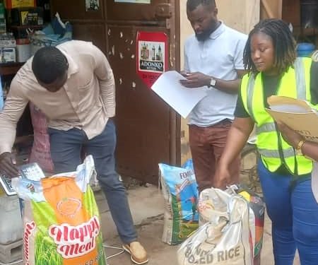 Marchés de Tchaourou, Parakou et Kandi : Contrôle du poids net de plusieurs produits préemballés