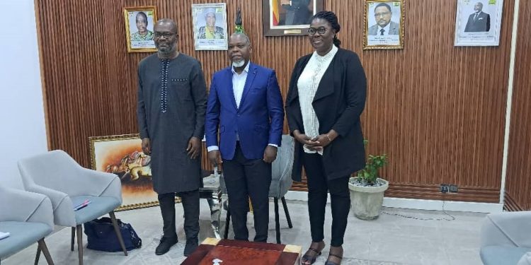 Directrice régionale pour l’Afrique de l’Ifès : Clara Cole reçue par Edouard Loko