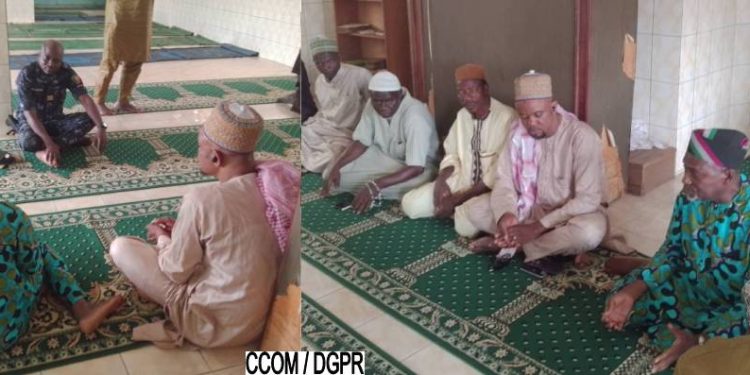 Bénin : La Police sensibilise des imams sur la coproduction de la sécurité à Akassato