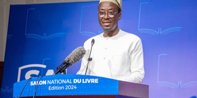 Salon national du livre du Bénin 2024 : Un tremplin pour les jeunes lecteurs et les écrivains