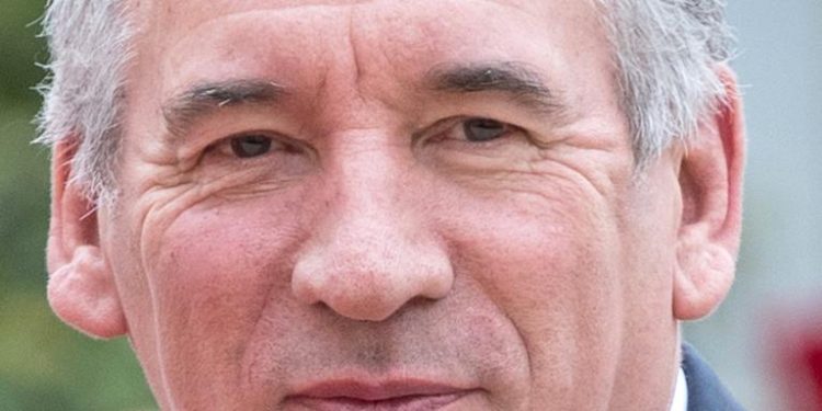 France : François Bayrou, le nouveau locataire de Matignon