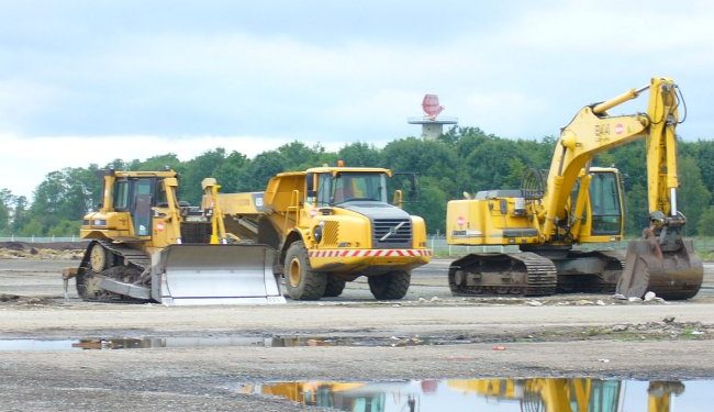 Facilitation de la réalisation d’infrastructures au Bénin : Des engins lourds pour trois Communes