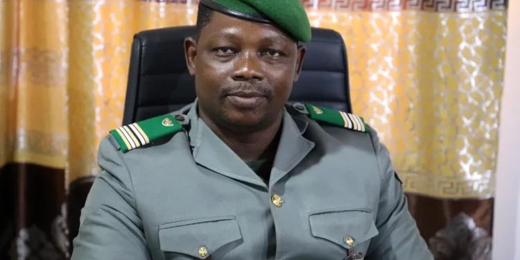 Transport du charbon de bois et du bois de feu à usage domestique au Bénin : Les précisions du lieutenant-colonel Emmanuel Gbédji