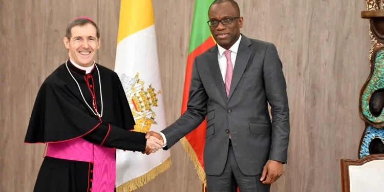 Bénin : Le nouveau nonce apostolique présente les copies figurées de ses lettres de créance