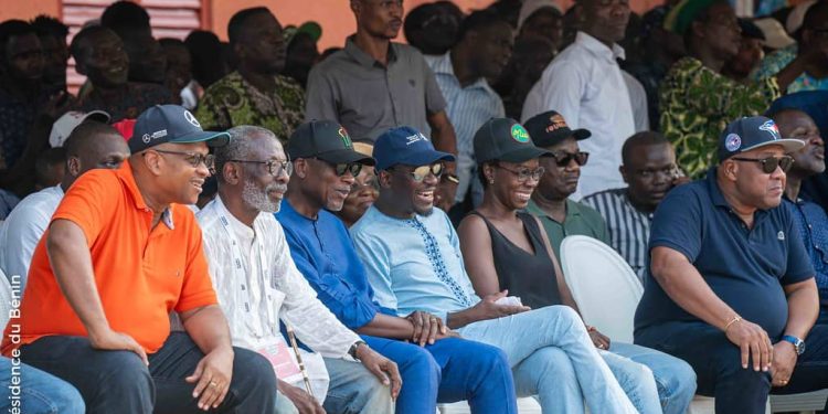 Vodun days 2025: Talon à la place Maro de Ouidah