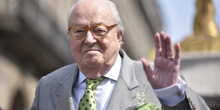 France : Décès du père de Marine Le Pen