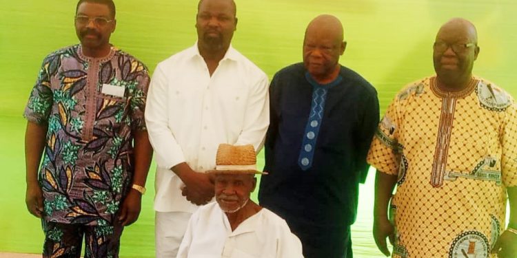 Lancement officiel des treize tomes de l’histoire du Danxomè d’alors : Bah Nondichao, Gabin Djimassè et Romuald Michozounnou honorés