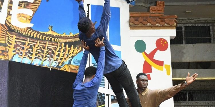 11ème jour du nouvel an chinois : La troupe All circus égaie Cotonou