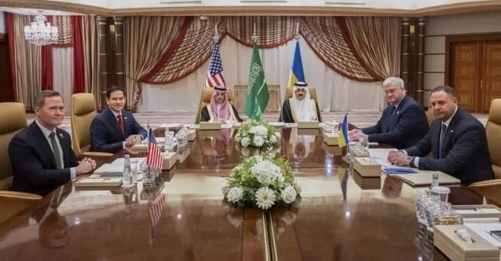 L'on s'achemine vers une trêve en Ukraine. Les émissaires de Washington et de Kiev étaient en négociations le 11 mars 2025 à Djeddah.