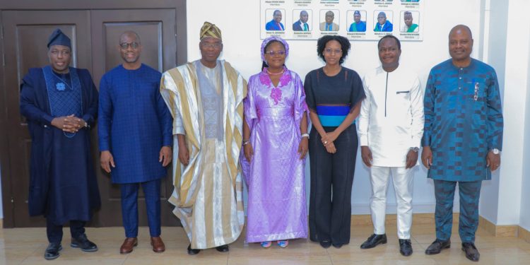 Audience à la Haute cour de justice : Dandi Gnamou échange avec les six nouveaux ambassadeurs béninois