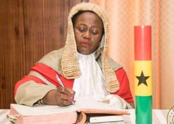 Ghana : La présidente de la Cour suprême suspendue
