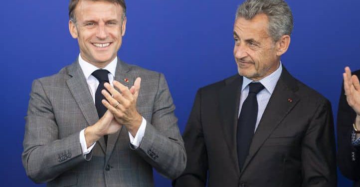 France : Macron ne remettra pas en cause la Légion d’honneur de Sarkozy