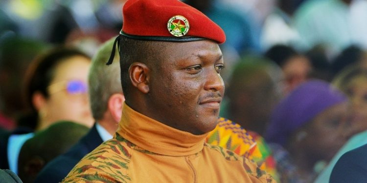 Burkina Faso : plusieurs officiers de l’armée arrêtés sur fond de rumeurs de coup d’État