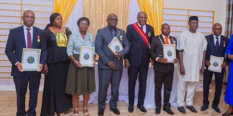 Grande chancellerie des ordres nationaux du Bénin : Six membres du personnel de l’Armp décorés