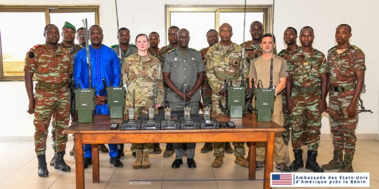 Sécurité : Les États-Unis et le Bénin renforcent leur coopération en matière de défense
