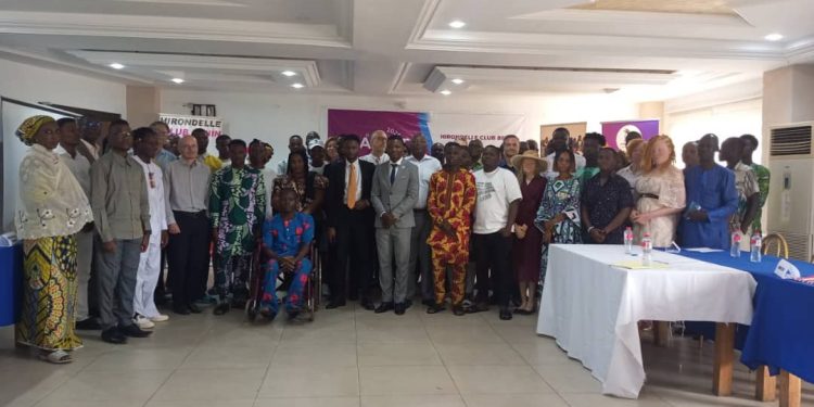 Journée internationale de lutte contre l’homophobie, la transphobie et la biphobie 2025 : Hirondelle club Bénin célèbre l’événement à Cotonou