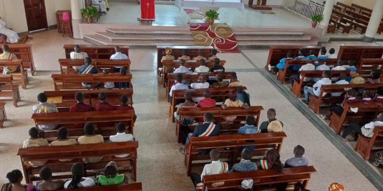 Rdc: Trois personnes tuées dans une église de Banana