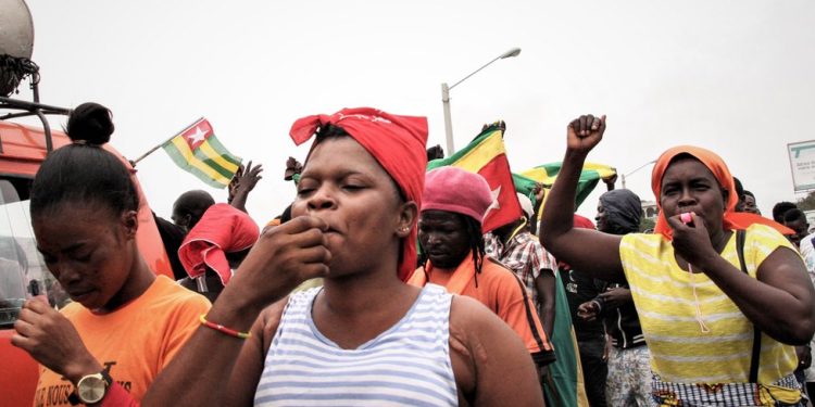 Tensions à Lomé : Manifestations réprimées et journalistes inquiétés