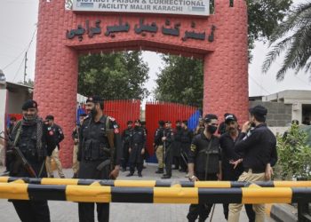 Pakistan : Plus de 200 prisonniers s’évadent après un tremblement de terre