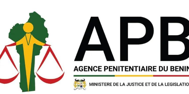 Bénin : Vente aux enchères publiques de plusieurs appareils de communication en souffrance à l’Agence pénitentiaire