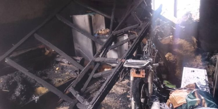 Malanville : Une chambre d&rsquo;habitation entièrement consumée suite à un incendie