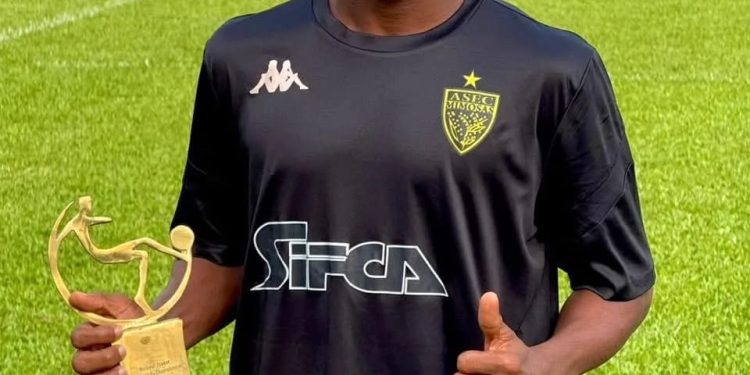 Échos des Guépards du Bénin : Romaric Amoussou sacré meilleur joueur étranger en D1 Côte d’Ivoire