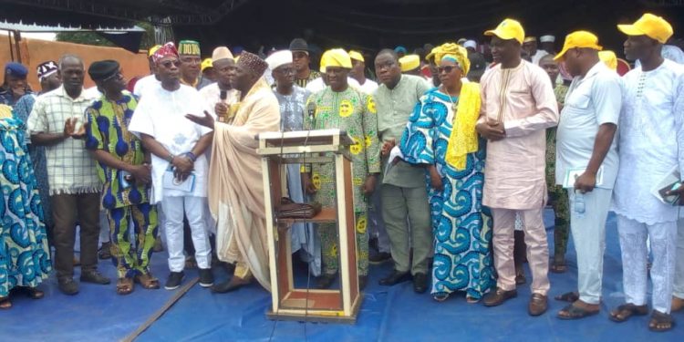Grande célébration de la fraternité de la paix à Abomey : La Fondation Malèhossou unifie les Béninois dans l’espérance de la foi