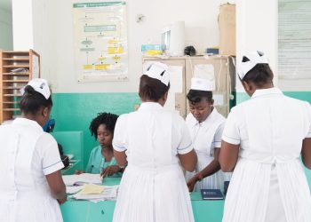 Nigeria : Des infirmières entament une grève de sept jours
