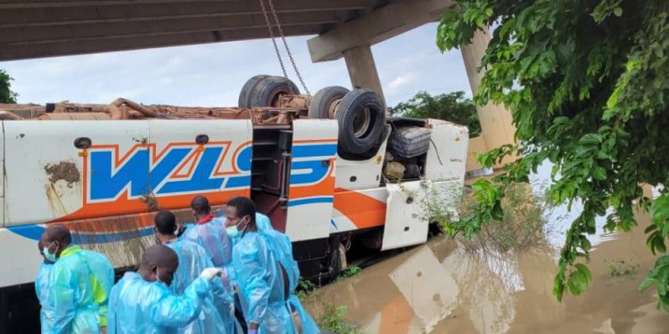 Chute du bus de la Stm dans le fleuve Ouémé : La piste de l’excès de vitesse évoquée