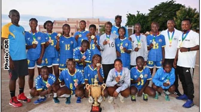 Championnat national de handball junior 2025 : Les jeunes filles de Flowers Hbc, sacrées championnes du Bénin