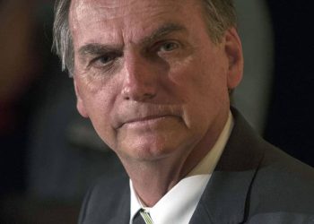 Brésil : L’ancien président Jair Bolsonaro assigné à résidence pour violation de restrictions judiciaires